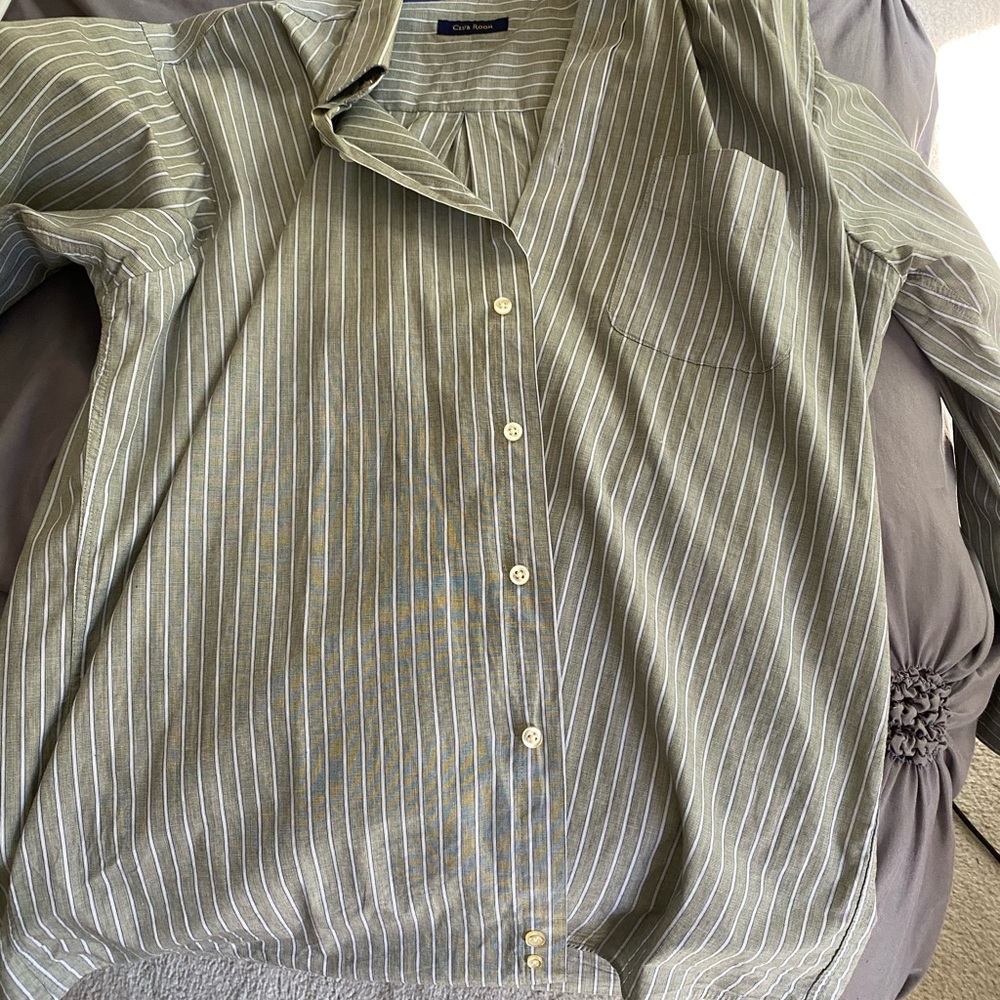 Men’s dress shirt